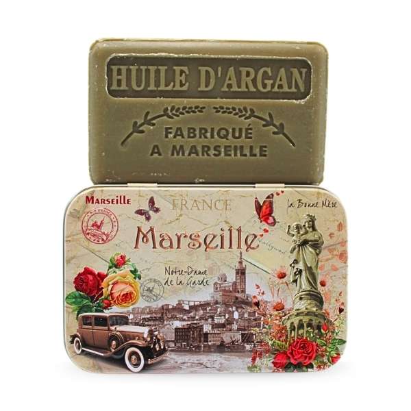 Ozdobne pudełko z mydłem marsylskim