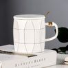 Kubek ceramiczny z pokrywką 450 ml